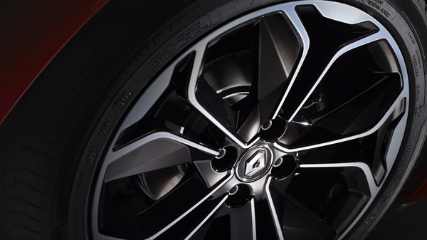 Renault CLIO - design extérieur - jantes Optemic 17 pouces