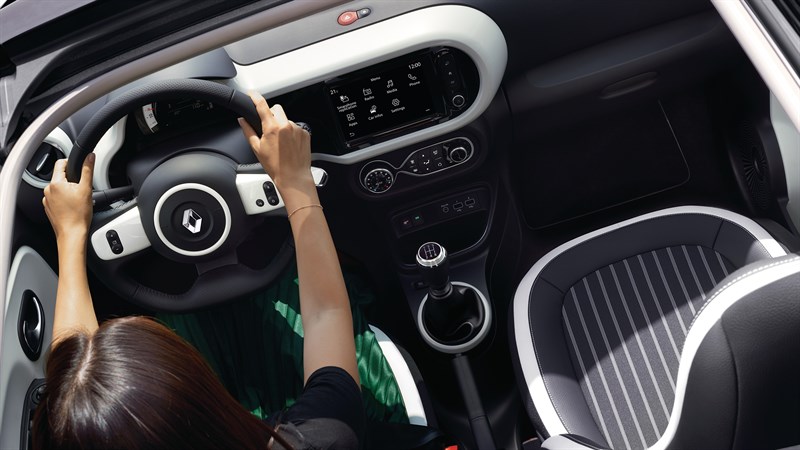 Renault TWINGO - Photo petite voiture citadine