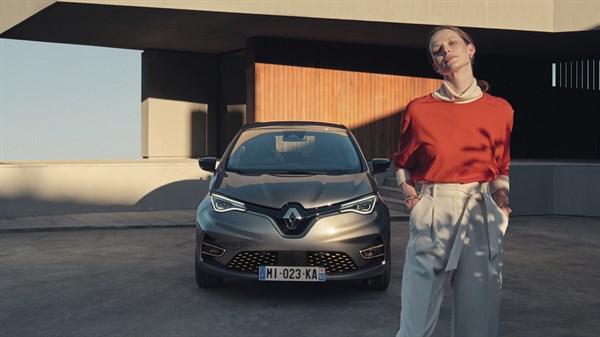 Zoe E-Tech électrique - film MY Renault Application