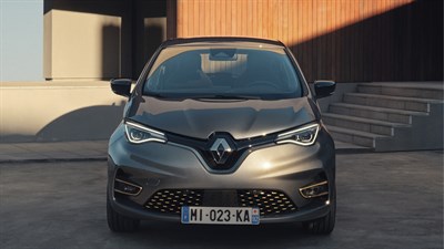 Zoe E-Tech électrique  phares, signature lumineuse C-shape